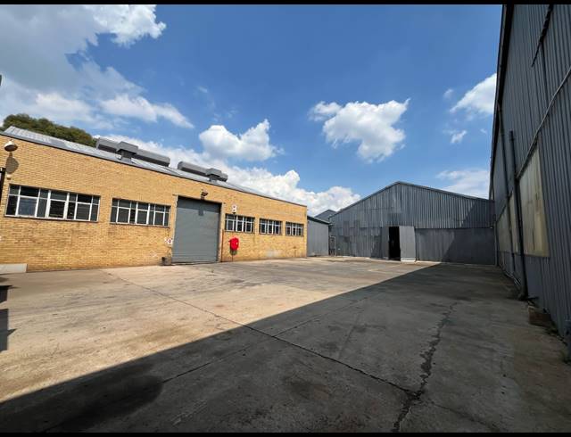 999M² WAREHOUSE TO LET IN ELANDSFONTEIN